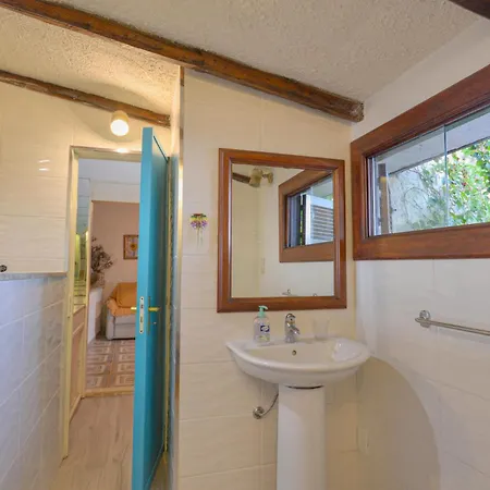Beautiful In With Kitchen