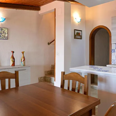 Holiday home Beautiful In With Kitchen Fontane Bianche