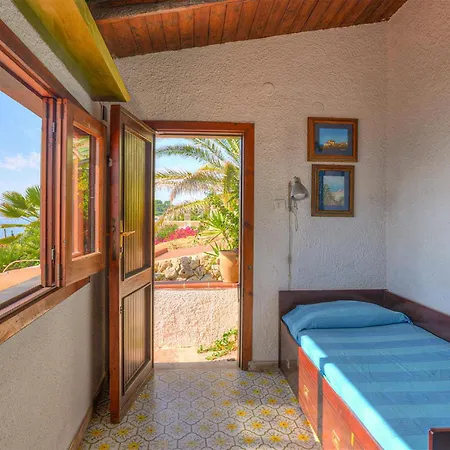 Vakantiehuis Beautiful In With Kitchen *